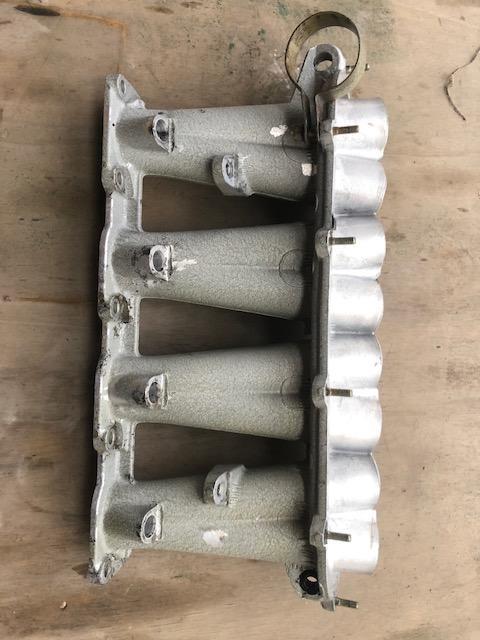 Preview of the first image of Intake manifolds for Ferrari 348.