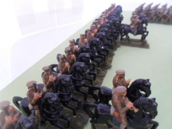 Image 18 of 156 figures First World War British soldiers 40mm Metal.