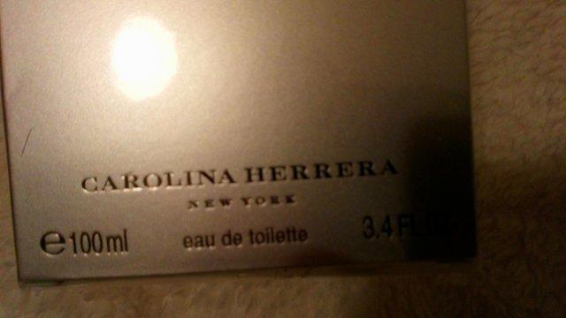 Image 3 of Carolina Herrera 212NYC perfume