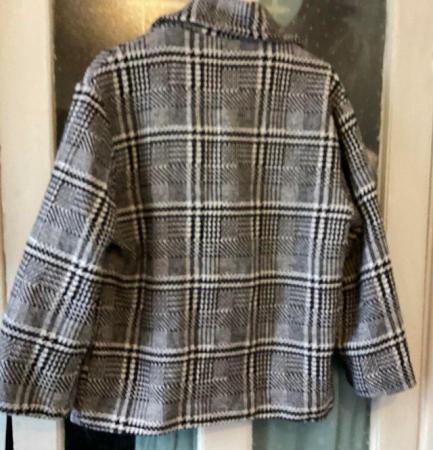 Image 3 of Boohoo women’s Cotton Black and White Check Jacket Size 10