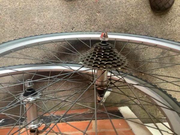 Image 1 of Pair of Bicycle Wheels 700C  Alloy Q/R