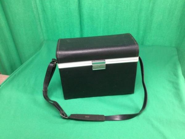 Image 1 of Camera carrying case with original inserts