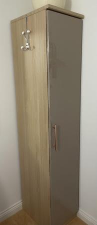 Image 1 of Single wardrobe with internal shelf and rail