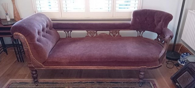Preview of the first image of Vintage Edwardian chaise longue.