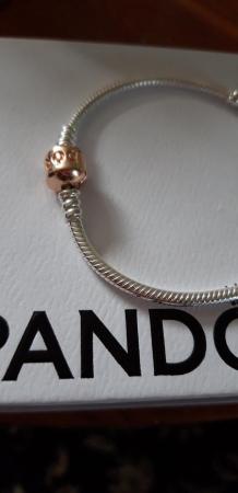Image 3 of Pandora Moments Snake Chain Bracelet 18CM New Boxed