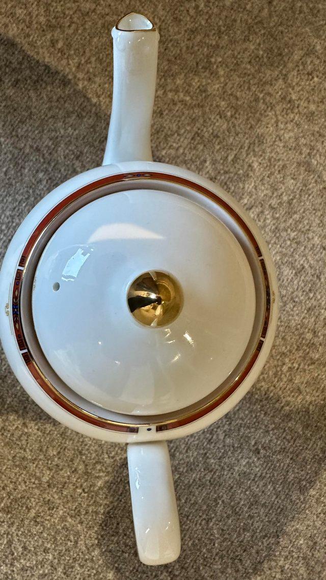 Preview of the first image of Wedgewood Colorado 1 litre Coffee Pot.