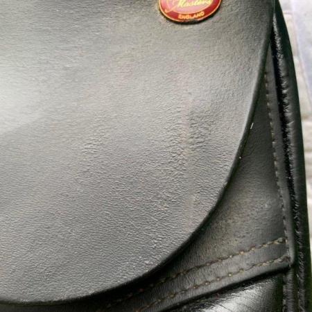 Image 21 of kent and Masters 17 inch cob dressage saddle