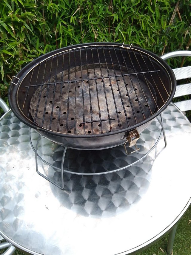 Preview of the first image of Small Portable Barbeque Grill Unit.