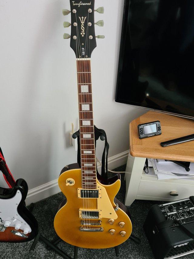 Preview of the first image of Tanglewood les paul with hard case..