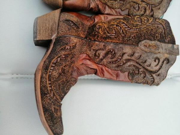 Image 2 of Woman's all leather CowGirl Boots