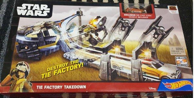 Preview of the first image of Hot Wheels Star Wars TIE Factory Takedown Track Set With Toy.