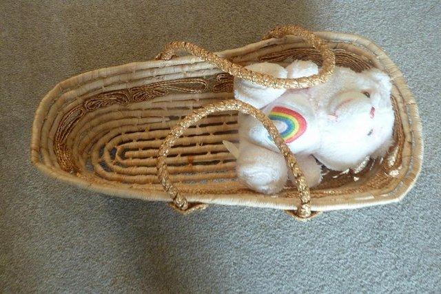 Image 2 of Child's toy moses basket for small doll /teddy etc.