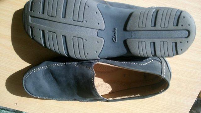 Image 3 of Shoe's men's casual clarks great condition