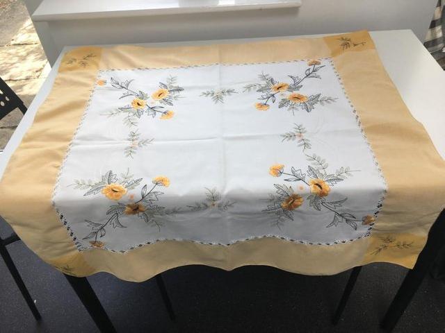 Preview of the first image of embroidered table cloths and napkins vintage.