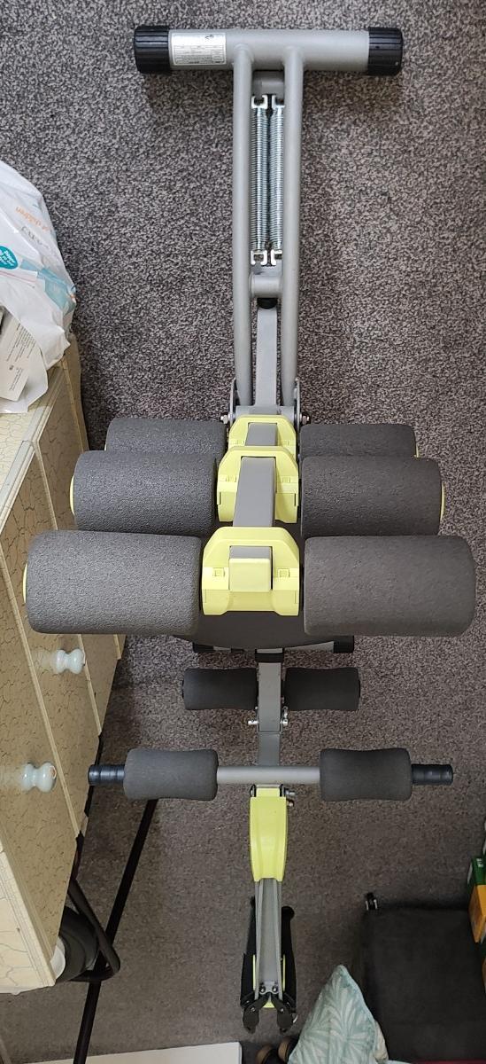 Preview of the first image of Wonder Core exercise machine. As New..