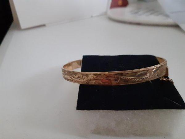 Image 1 of Bracelet In Rolled Gold with safety chain