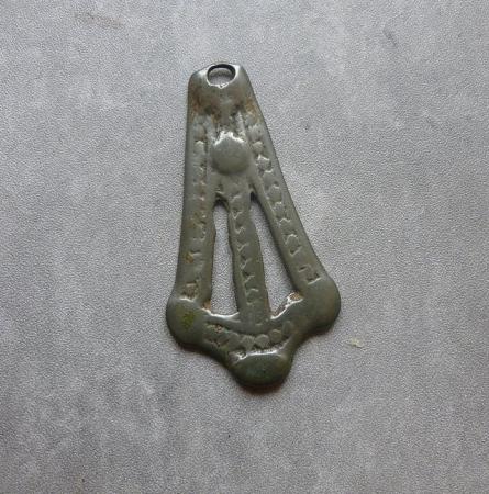 Image 2 of Antique Ancient Viking Era Dragons foot Pendant  (5110)