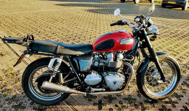 Preview of the first image of Triumph Bonneville 790 cc 2003.
