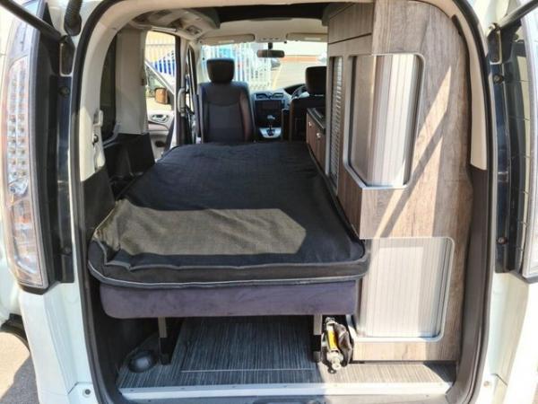 Image 13 of Nissan Serena Campervan by Wellhouse 2.0 Auto