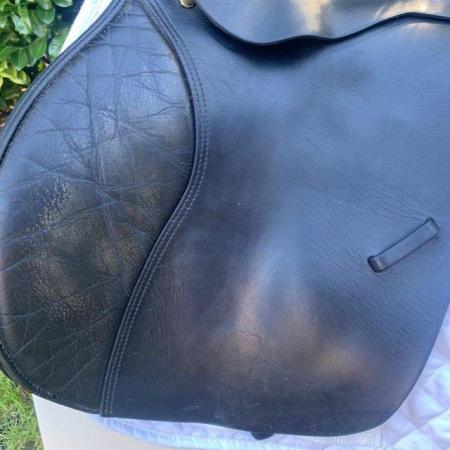 Image 2 of Kent and Masters 17.5 inch gp saddle