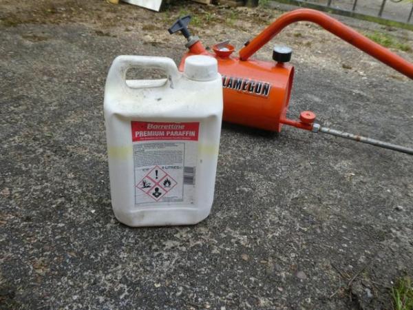 Image 2 of X300Weedkiller Excellent condition