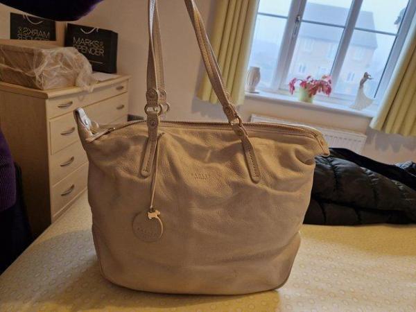 Image 3 of Cream radley handbag with bag charm