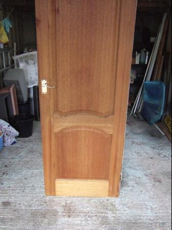 Image 1 of FREE Solid Hardwood Internal Door