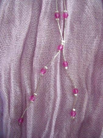 Image 2 of 4 different necklaces/pink detail – various lengths/designs.