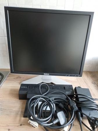 Image 3 of Dell 1908 LCD Monitor and E-Series Latitude Docking Station