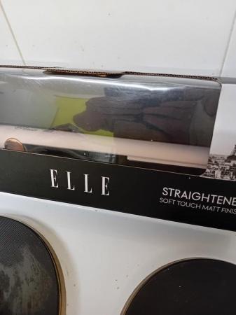 Image 3 of Lady's hair straighteners for sale no offers read details
