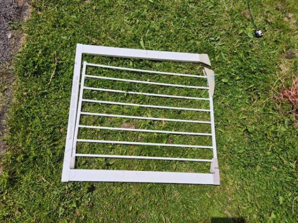 Image 1 of Used baby gate only asking £5