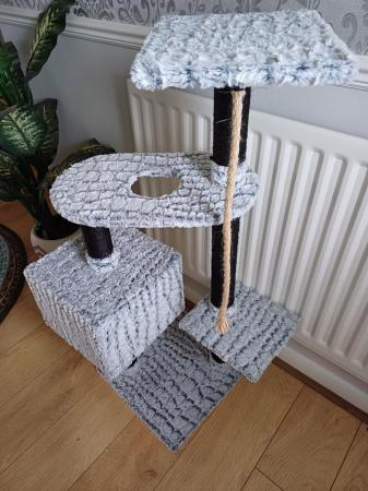 Image 4 of Cat play tower in excellent condition