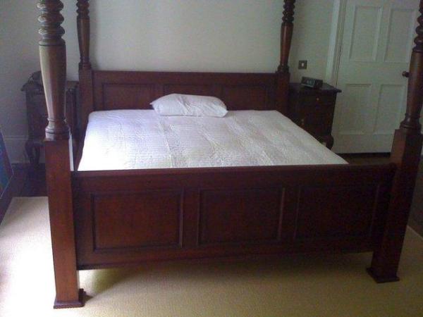 Image 2 of Mahogany 4 poster bed - Superking and bedroom Furniture