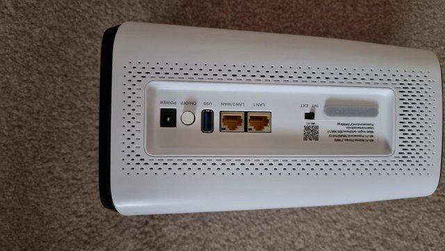 Image 3 of Three branded 5G router (unlocked)