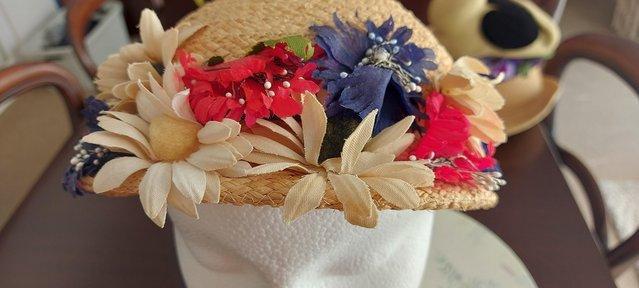 Preview of the first image of Ladies vintage floral decorated hat..
