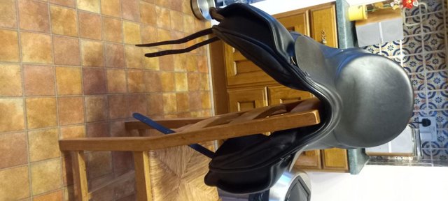 Image 2 of fantastic almost new ideal dresage saddle . 17 inch black.