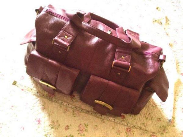 Image 2 of TOMMY & KATE Large Full Grain Leather Raspberry Pink Holdall
