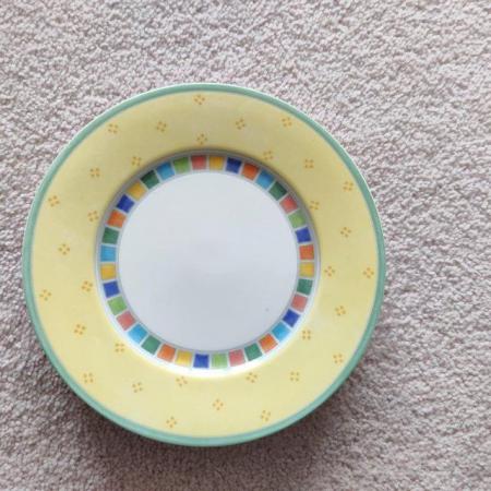 Image 1 of SELECTION OF VILLEROY & BOCH CHiNA