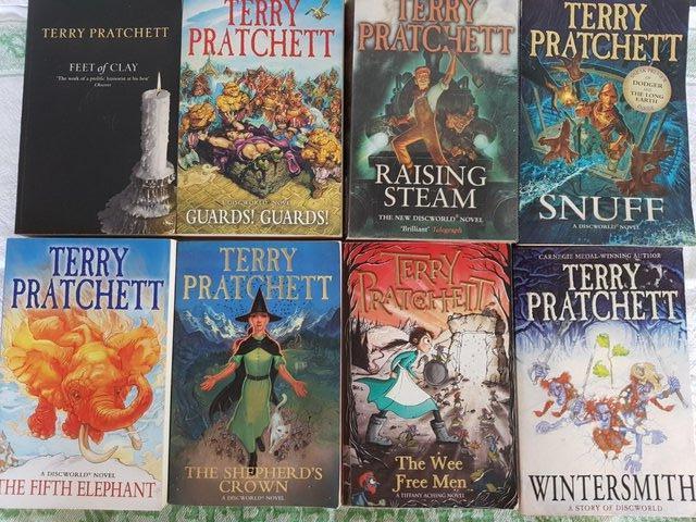 Preview of the first image of Terry Pratchett paperbacks & hardbacks.