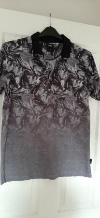 Image 3 of Mens Black floral polo top size medium.