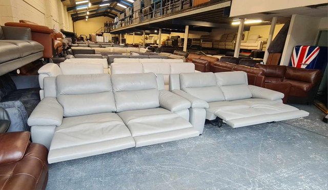 Image 4 of Italian Moreno grey leather electric pair of 3 seater sofas
