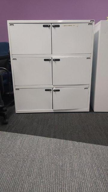 Preview of the first image of White 6-compartment office combination metal locker.