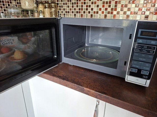A Sharp Touchpanel Microwave Oven