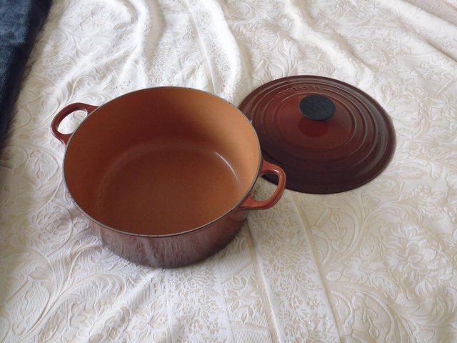 Preview of the first image of Vintage Le Creuset casserole dish 24 cms.