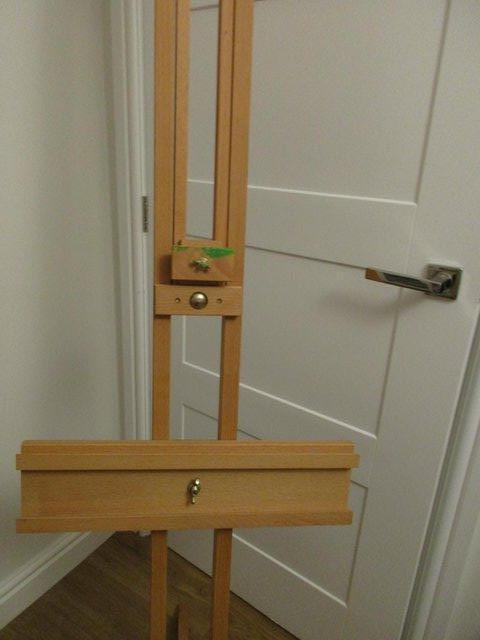 Preview of the first image of Winsor & Newton 'Thames' Easel.