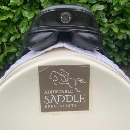 Image 18 of Kent And Masters 16 inch pony saddle