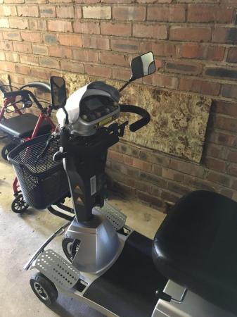 Image 1 of Quingo Vitess 2 has 5 wheel mobility scooter