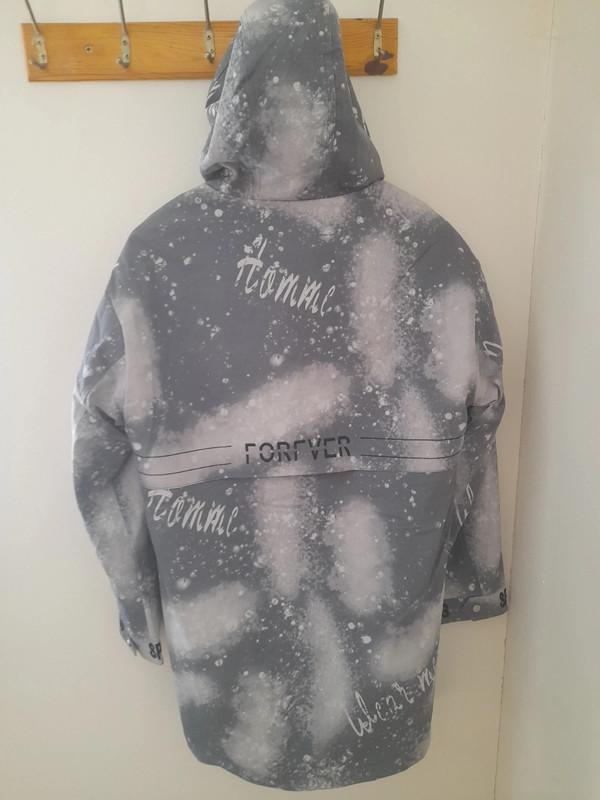Preview of the first image of Men's Fashion Hoodie - UK Size Large.
