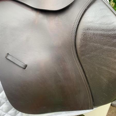 Image 12 of Kent and Masters 17.5 inch GP saddle