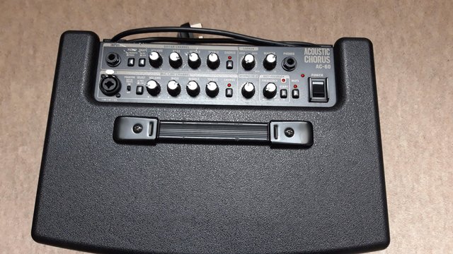 Image 3 of Roland AC60 Acoustic Chorus Amplifier.